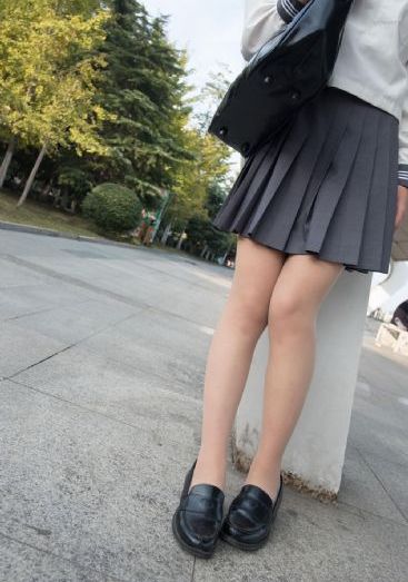 第一次处破女18高清_1080免费高清观看