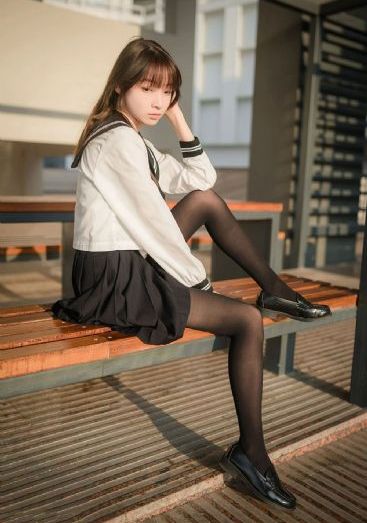 擼擼色在线看观看免费_4K高清迅雷在线观看