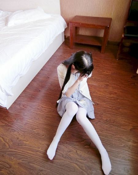 年轻女教师3_DVD全集在线观看