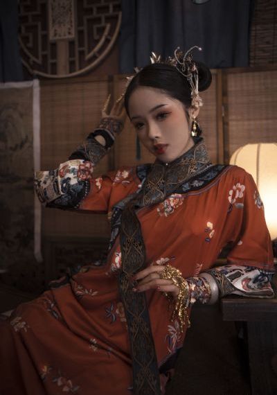 万人之上动漫_高清神马影院手机在线