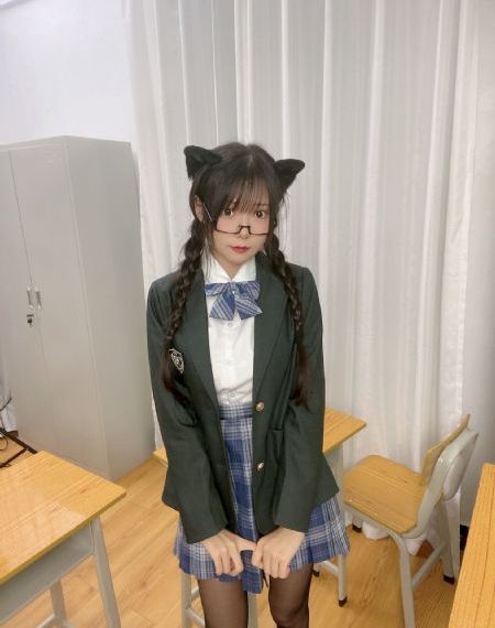 韩国电影儿子的女朋友_高清完整视频
