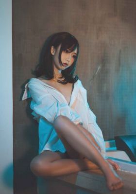 《我的夜晚比你的白天更美丽》_超清超清免费观看